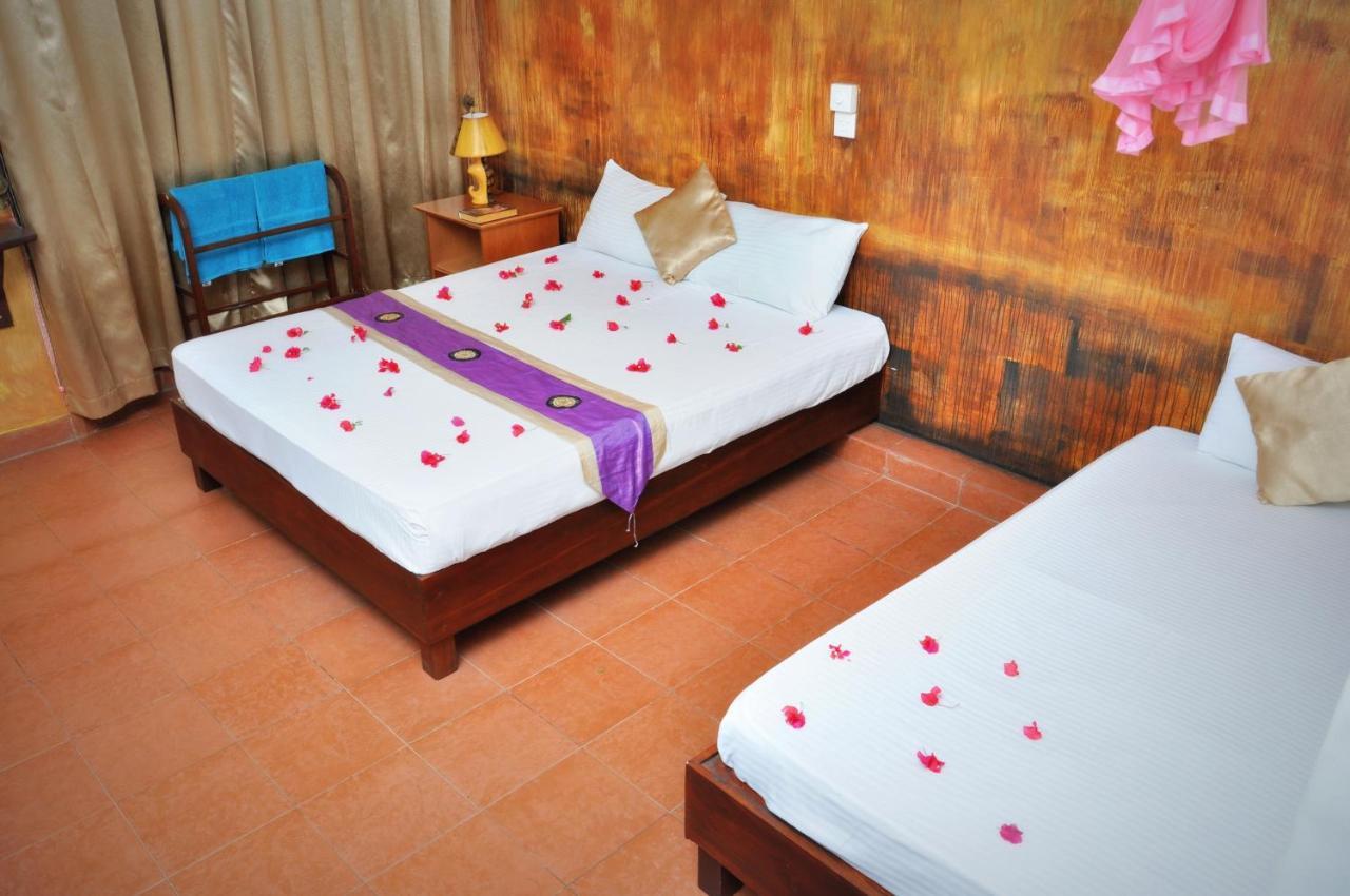 Blumarine Guest House Negombo Exterior foto